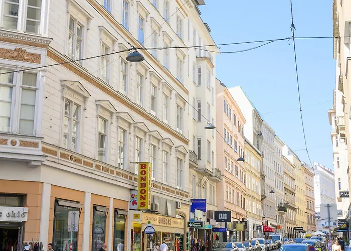 Apartement In Der Stadt
